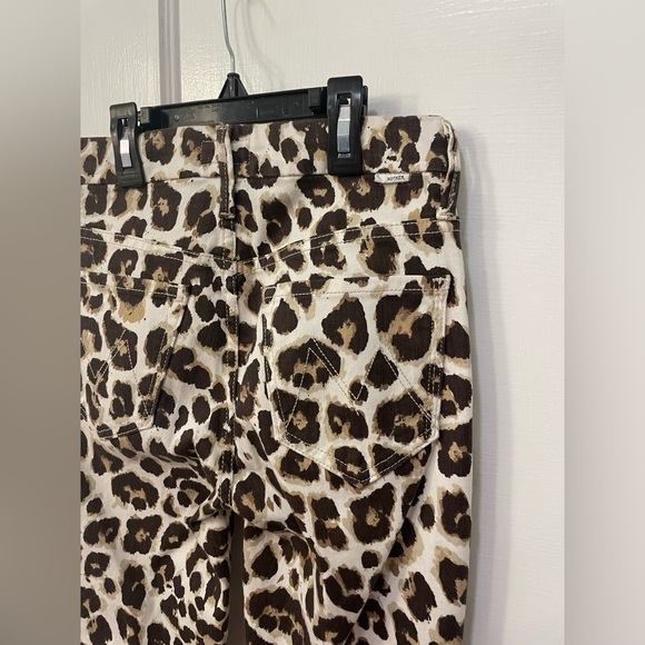 MOTHER High-Waist Looker Ankle Fray Leopard Skinny Jeans in Touch of Tiger 24 - Picture 5 of 10